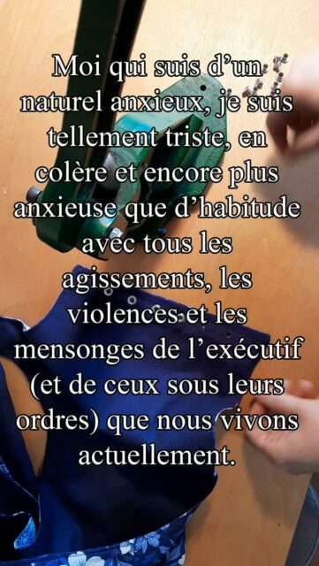 J’avais besoin d’exprimer (ne serait-ce qu’un court instant) le mal-être que je ressens ces dernières semaines et que je sais ne pas être la seule à ressentir. J’arrive à m’octroyer quelques parenthèses en réorganisant mon travail pour faire quelques créations-plaisir, mais ce n’est pas évident. Prenez soin de vous !
