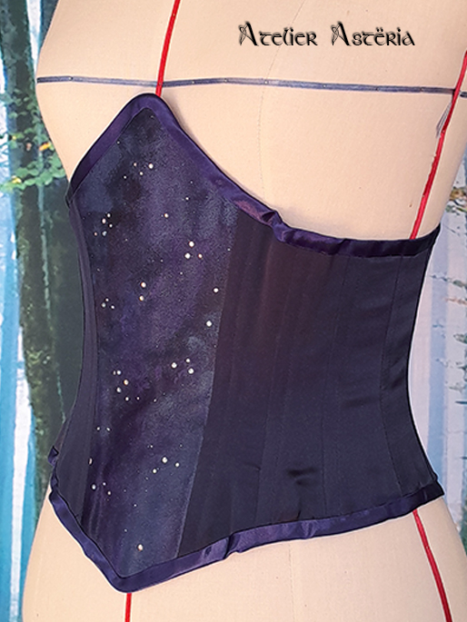 Elerinna : serre-taille corset ciel étoilé