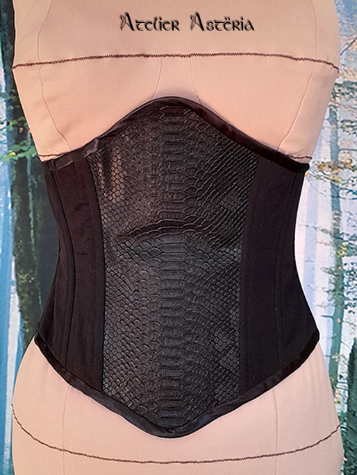 Vouivre : serre-taille corset fantasy dragon – Image 9